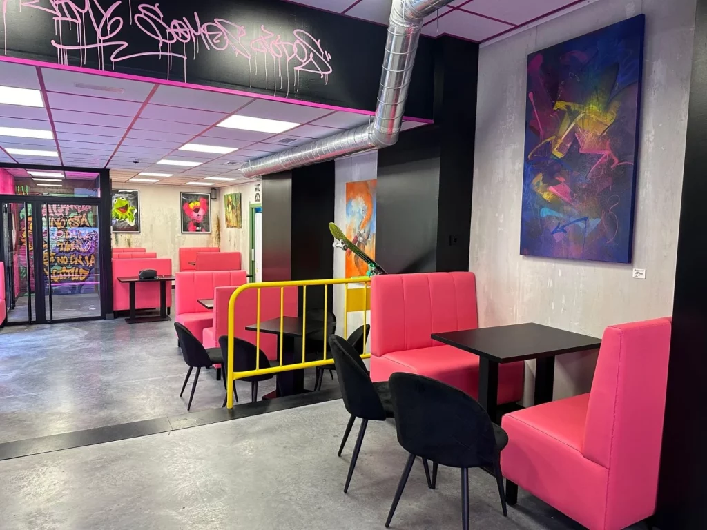 El As De Las Carnes Y Ganadería Prado Alegre Abren “As Burger”, El Nuevo Fast Food Para Amantes De La Calidad 2 As Burger Interior