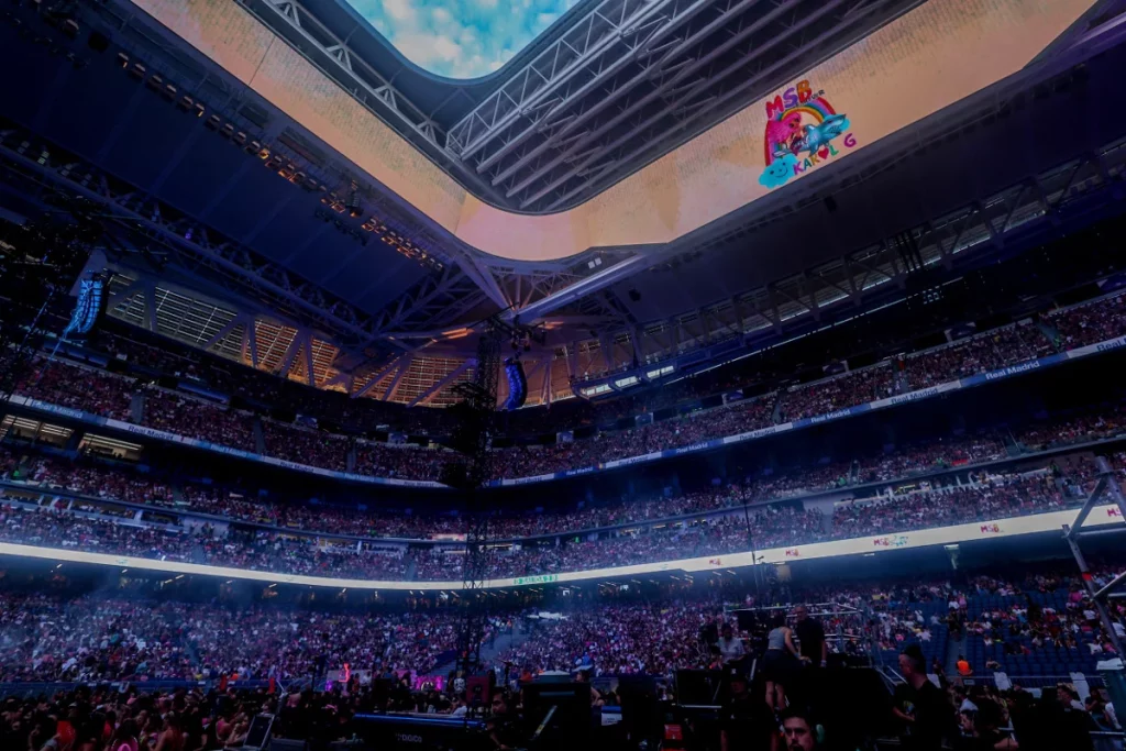 'Karol G' Lleva El «Infierno» A Los Vecinos Del Santiago Bernabéu: «Es Insoportable» 2 El Santiago Bernabéu No Estuvo Cerrado En El Concierto De 'Karol G'