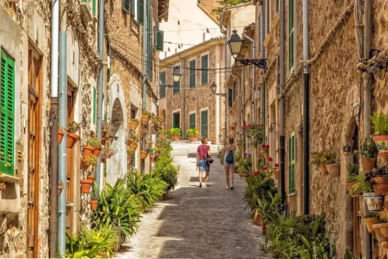 Explora los 5 destinos ocultos que están de moda este verano