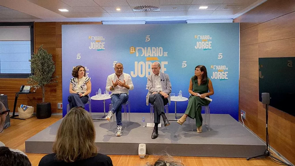 Mediaset Asegura A Jorge Javier Vázquez Con Un Contrato De Larga Duración