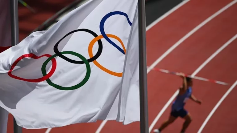 Los mejores libros sobre los Juegos Olímpicos para empaparte de deporte fuera de RTVE y Eurosport