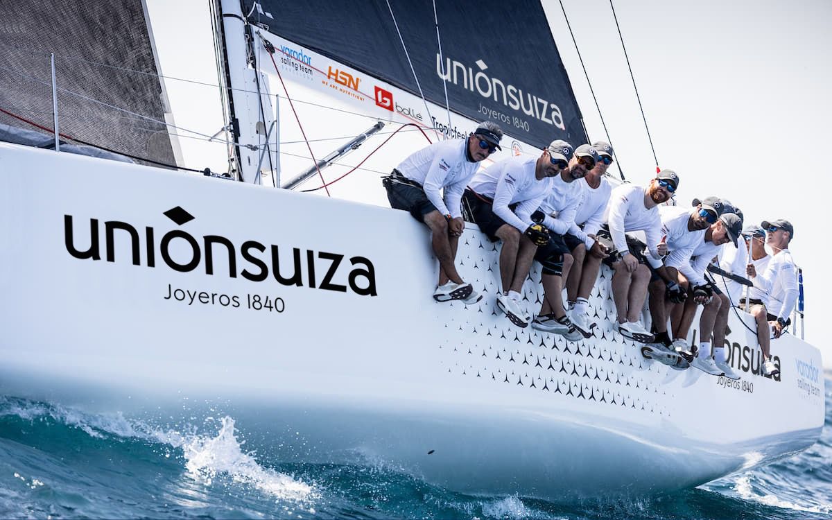Unión Suiza se une a la élite náutica y patrocina al equipo Varador Sailing Team en la Copa del Rey de Vela 1 UNION SUIZA Copa del Rey TRAINING