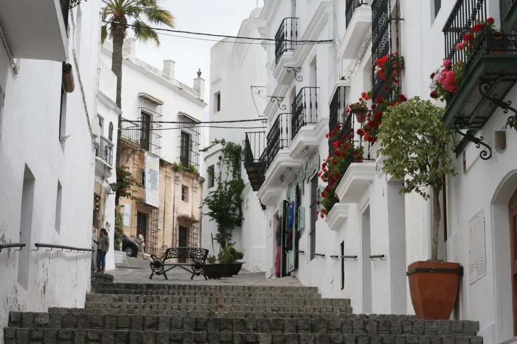 Vejer De La Frontera, Cádiz: Encanto Andaluz En Cada Rincón
