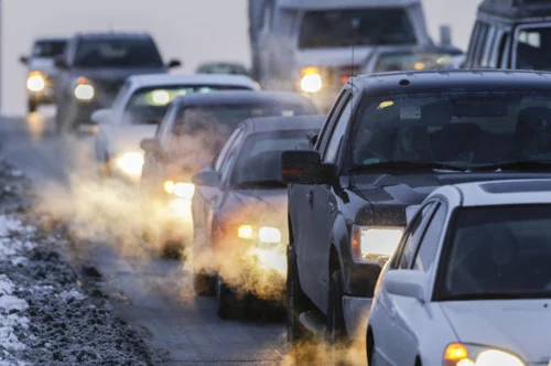 Del volante al cambio: Incentivos para una movilidad más verde