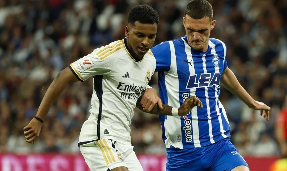Súper Fichaje Del Villarreal Cf Para Jubilar A Albiol 15 Rafa Marín
