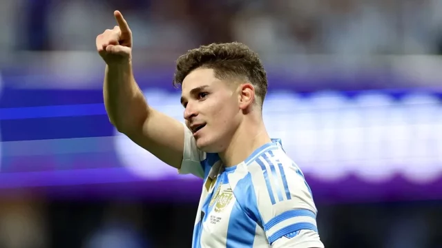 La estrategia del Atlético para sacar a Julián Álvarez del Manchester City