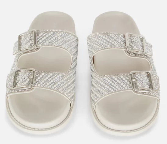 7 zapatos de verano de Primark desde 5 euros: alpargatas planas, cangrejeras, sandalias…