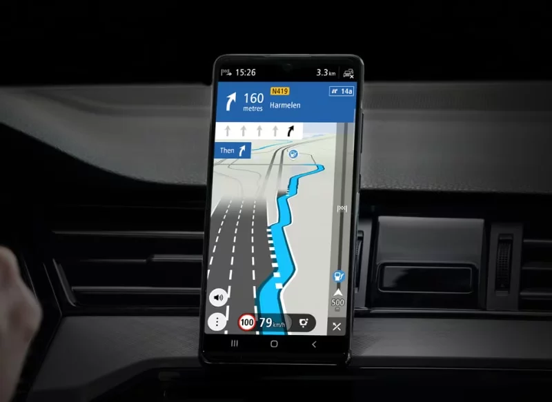 LA ALTERNATIVA A WAZE Y GOOGLE MÁS QUE TRIUNFA EN ANDROID AUTO