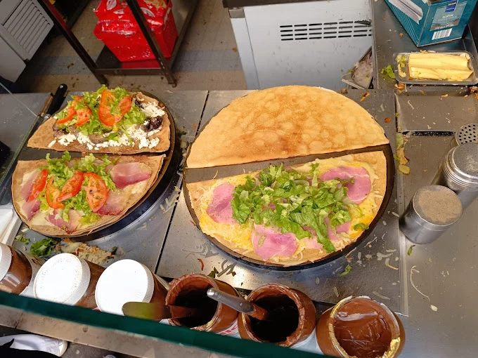 Puedes Comer Los Mejores Crepes Parisinos Desde 2 Euros 1 Mejores Crepes De París.