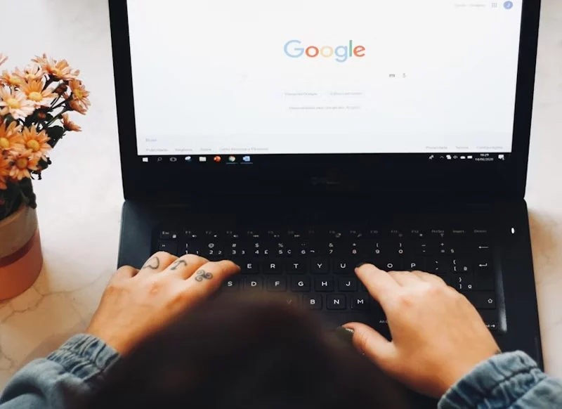 CÓMO DETECTAR UN KEYLOGGER