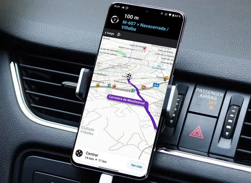 COMANDOS DE VOZ DE WAZE