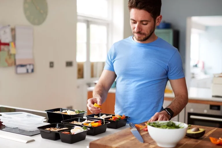 Cinco alimentos clave para cuidar el corazón: lo que dice la ciencia sobre una alimentación que previene enfermedades cardiovasculares
