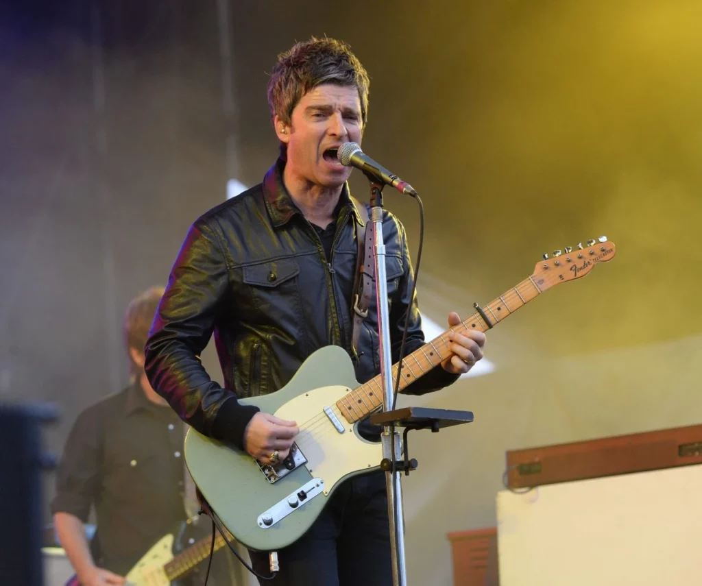 Oasis Se Apoya En La Polémica Ticketmaster Para La Venta De Entradas En Su Regreso 1 Europapress 1398117 Noel Gallagher Pone Venta Internet Equipamiento Musical Usado Anos Oasis