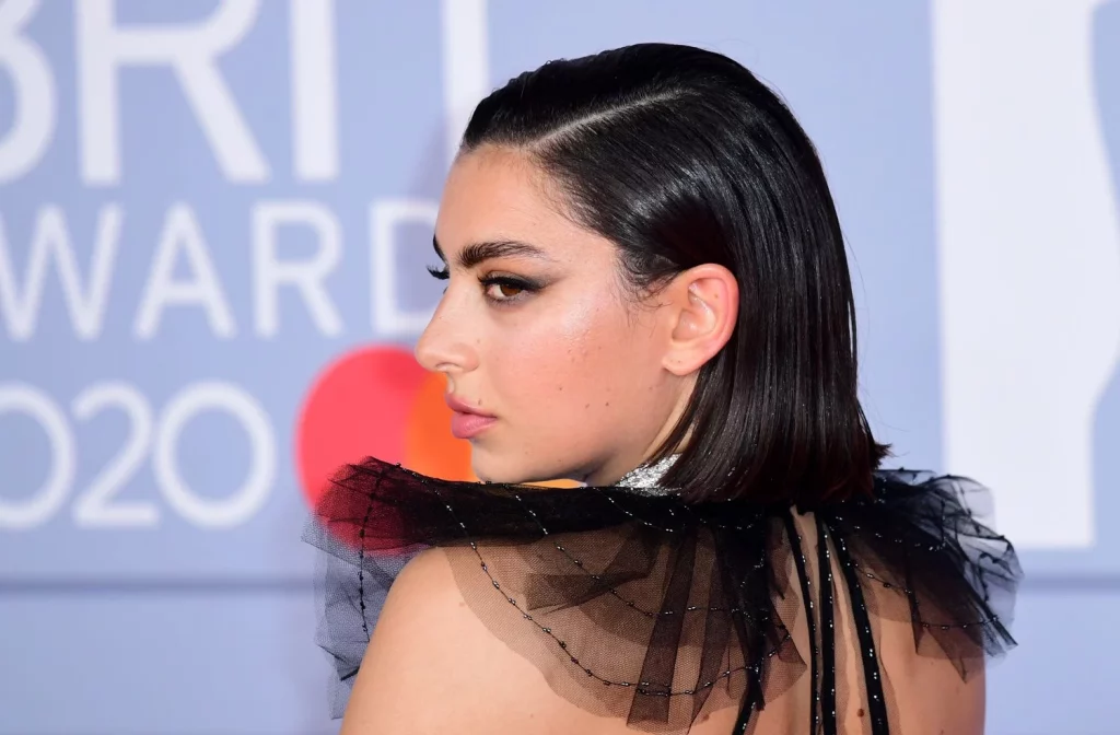 Charli Xcx Pasa De Estrella De Culto A Centro Del Mundo Del Pop 1 Europapress 2656446 18 February 2020 England London English Singer Charli Xcx Arrives At The