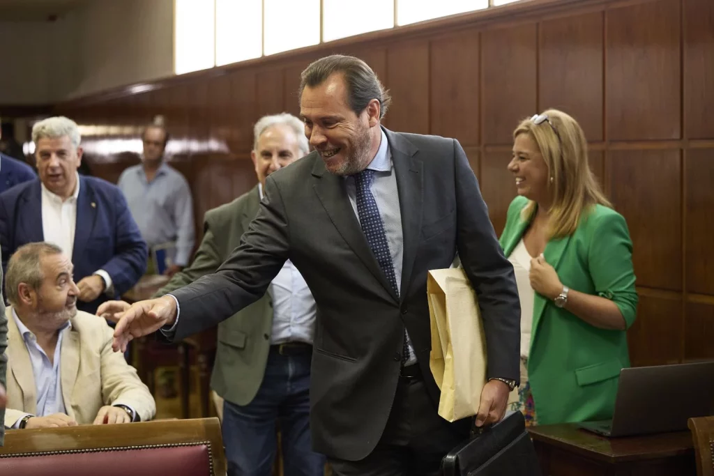 Óscar Puente Cesa A Dos Funcionarios Relacionados Al Caso Koldo Tras Su Paso Por El Senado 1 Europapress 6168533 Ministro Transportes Movilidad Sostenible Oscar Puente Llegada Comparecer