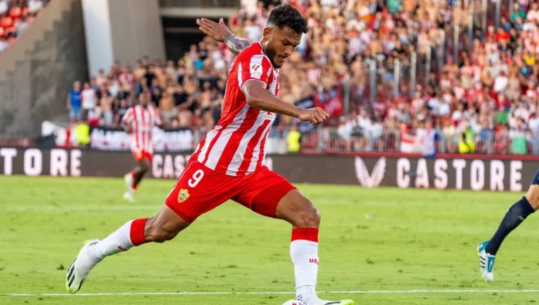 Luis Suárez enciende las alarmas en la UD Almería