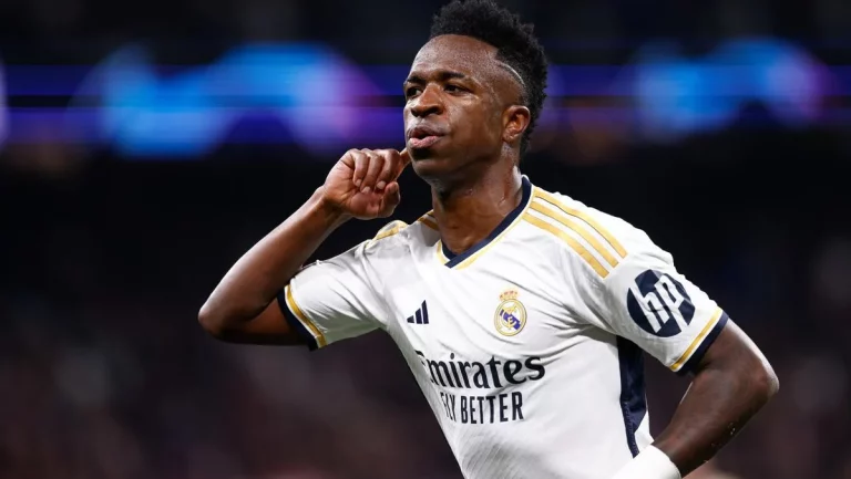 Vinicius se lleva el protagonismo en la rueda de prensa de Raillo
