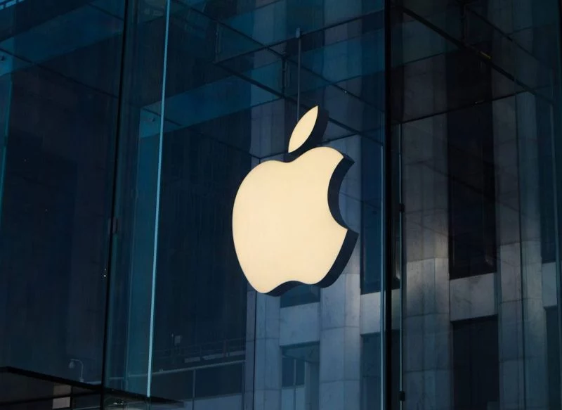 APPLE QUIERE COMPENSAR SUS EMISIONES DE CARBONO