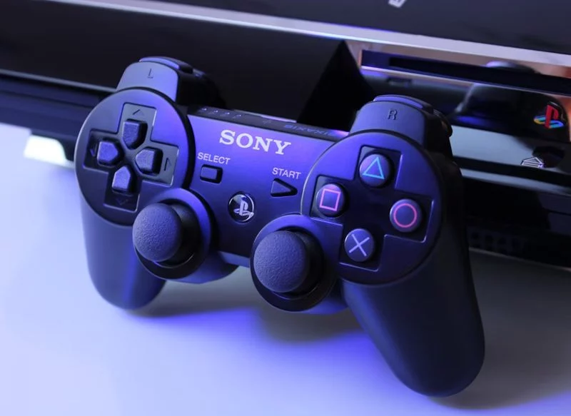 SONY, MICROSOFT Y NINTENDO, LAS TRES GRANDES DEL MUNDO DE LOS VIDEOJUEGOS