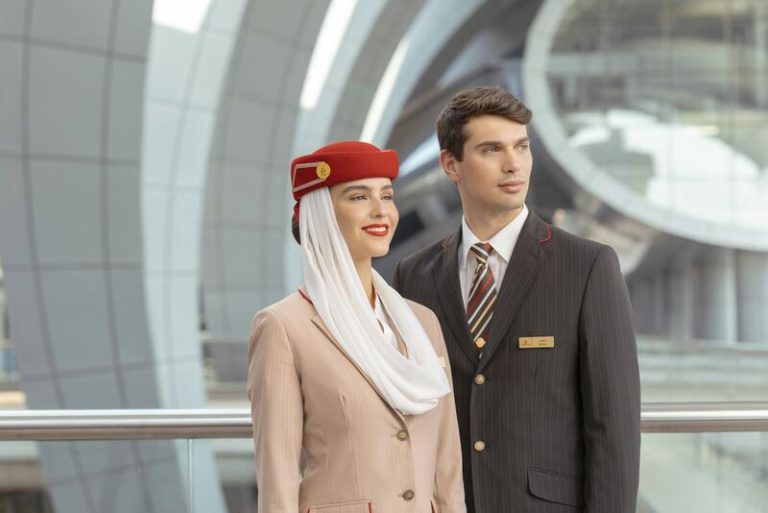 Emirates reclutará en septiembre a tripulantes de cabina en cinco ciudades españolas
