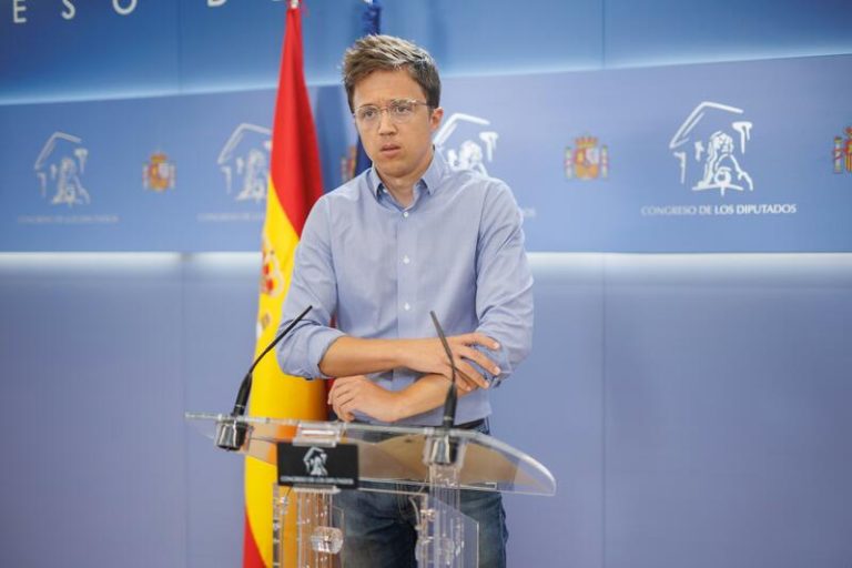 Sumar alaba a Escrivá para el Banco de España, pero advierte al Gobierno sobre la necesidad de cuidar las formas