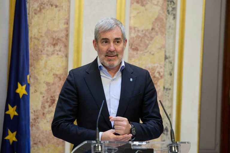 Clavijo y Vivas posponen sin fijar nueva fecha su reunión en Ceuta para abordar la crisis migratoria