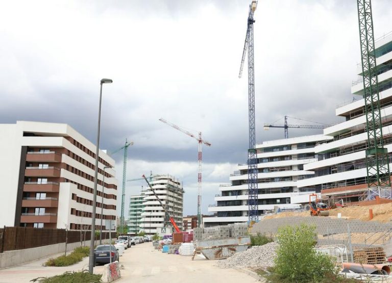 El mercado hipotecario logra en julio su mejor mes desde 2010, con 6.660 millones de nuevo crédito