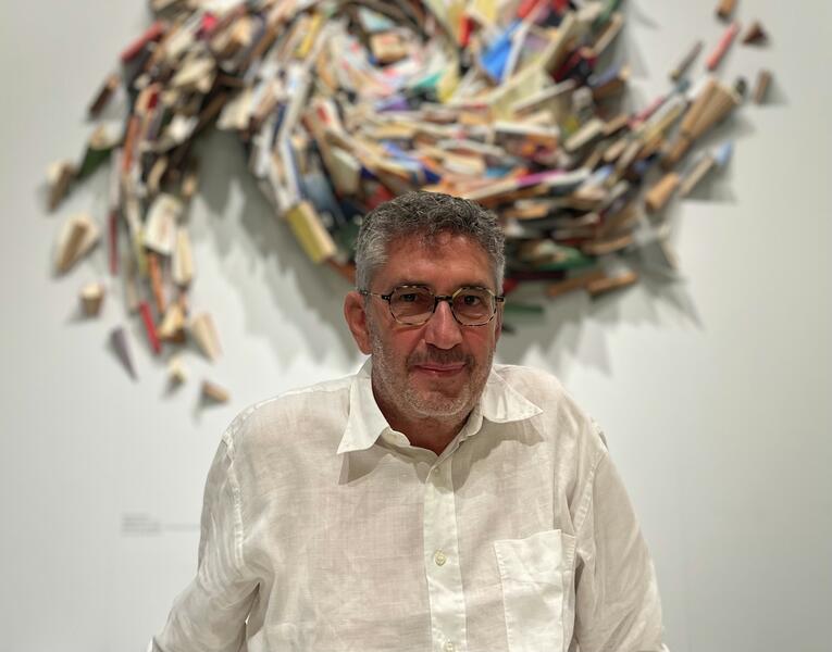 Manuel Baixauli: «La influencia de los padres se ha reducido mucho por la tecnología»