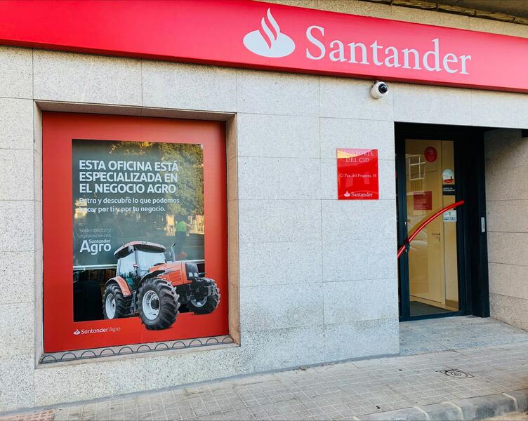 Fitch reafirma la nota ‘A-‘ del Banco Santander