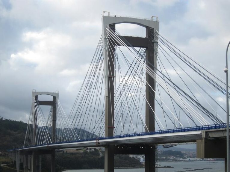 Galicia remite al Gobierno el estudio que cifra en un máximo de 2.355 millones el rescate de la AP-9