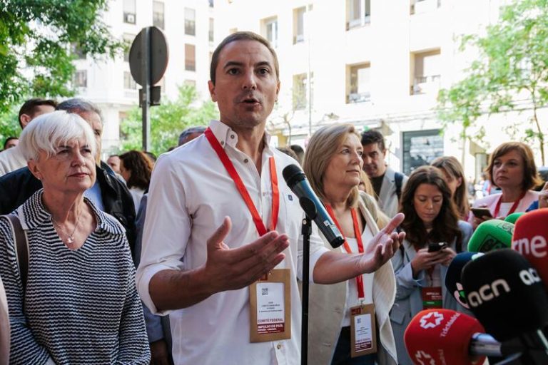 Lobato asume el reto de liderar la ponencia del PSOE en financiación autonómica y resalta la importancia de la responsabilidad fiscal