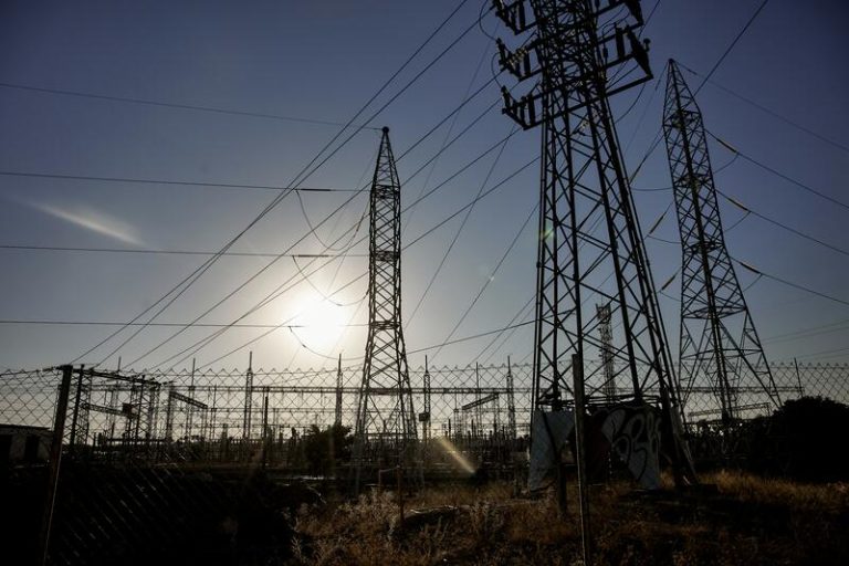 La electricidad baja de precio este domingo al mínimo en 2 semanas y habrá siete horas sin coste alguno