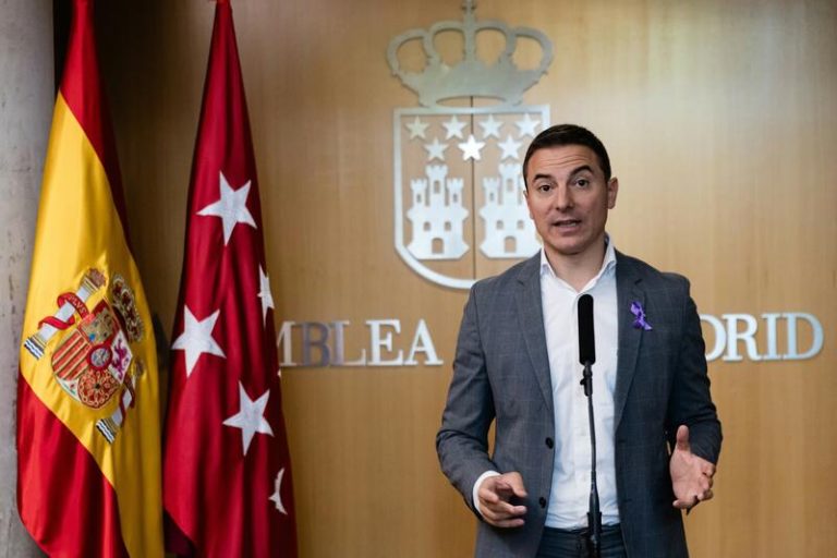 Lobato, sobre recurso por la Ley de Amnistía: «Parece un despacho de abogados que quiera tener su propia Constitución»