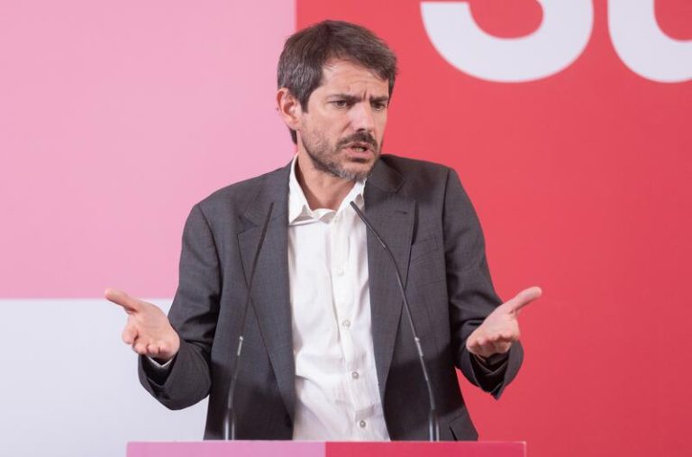 Sumar amonesta duramente al PP por su petición de respaldar a Edmundo González como presidente de Venezuela