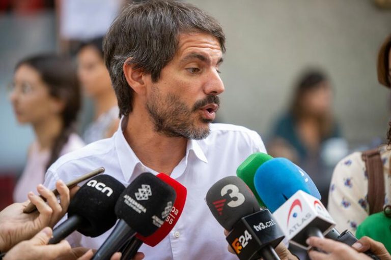 Sumar aboga por reforzar vínculos con aliados parlamentarios tras discurso de Sánchez