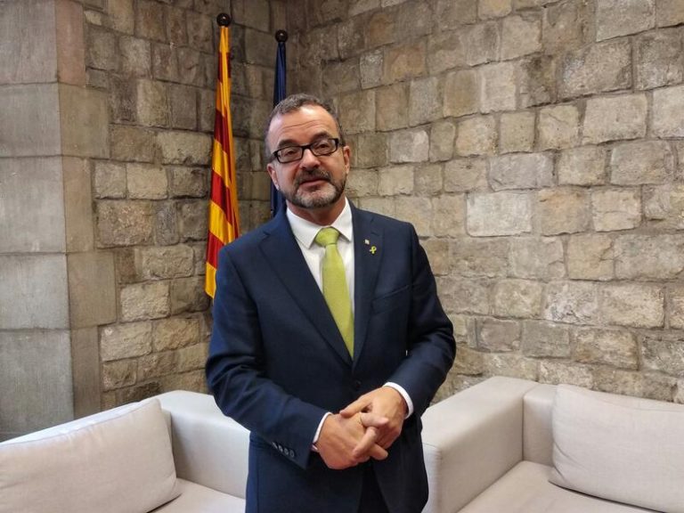 La candidatura de ERC ‘Foc Nou’ pide «consecuencias» tras los mensajes de Rovira de la estructura B