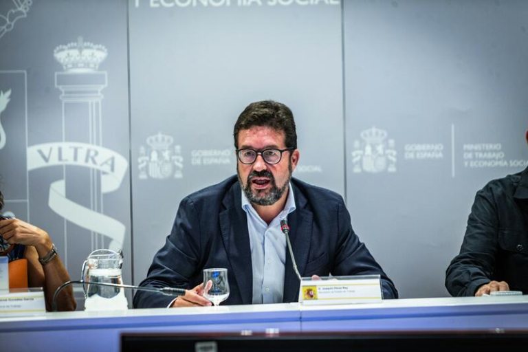 Trabajo plantea bonificar el empleo fijo que creen las pymes por la reducción de la jornada laboral