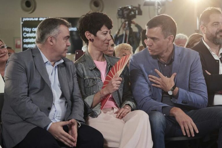 El Congreso cita a Sánchez para informar sobre la crisis migratoria, sin fecha todavía, y a Saiz pronto