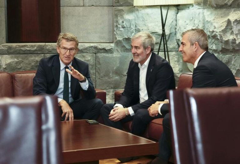 Canarias y el PP logran un histórico pacto sobre migración: «Será un acuerdo de Estado»