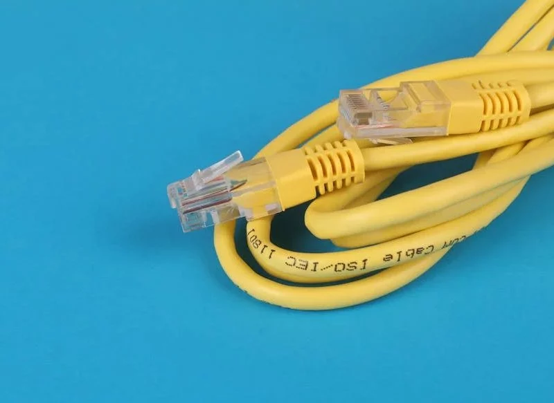 ¿WIFI O CABLE ETHERNET?