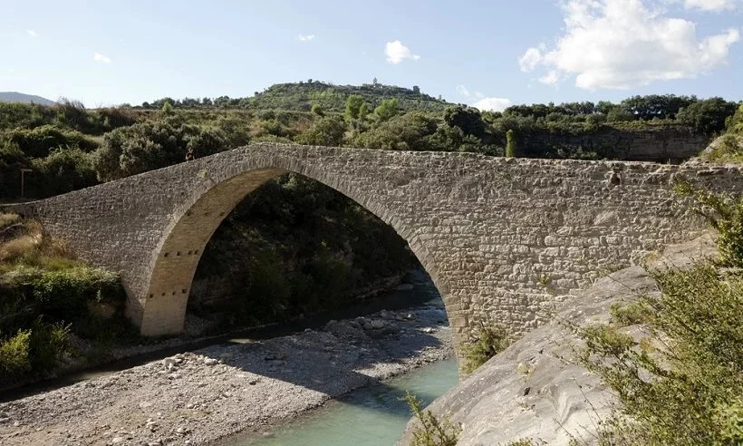 El puente románico y otros encantos