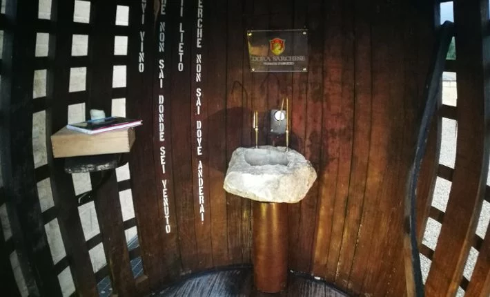 En este pueblo hay una fuente de vino gratis