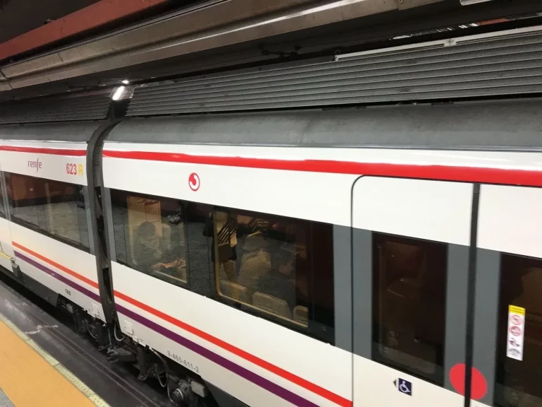 Una nueva avería en Madrid pone en evidencia a Cercanías y Óscar Puente