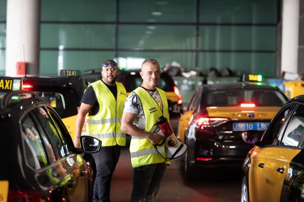 Los Taxis De Barcelona Piden Más Recursos Para Investigar Fraudes Dentro Del Gremio 1 Europapress 6059181 Portavoz Elite Taxi Tito Alvarez Primer Dia Protestas Elite Taxi Aeropuerto