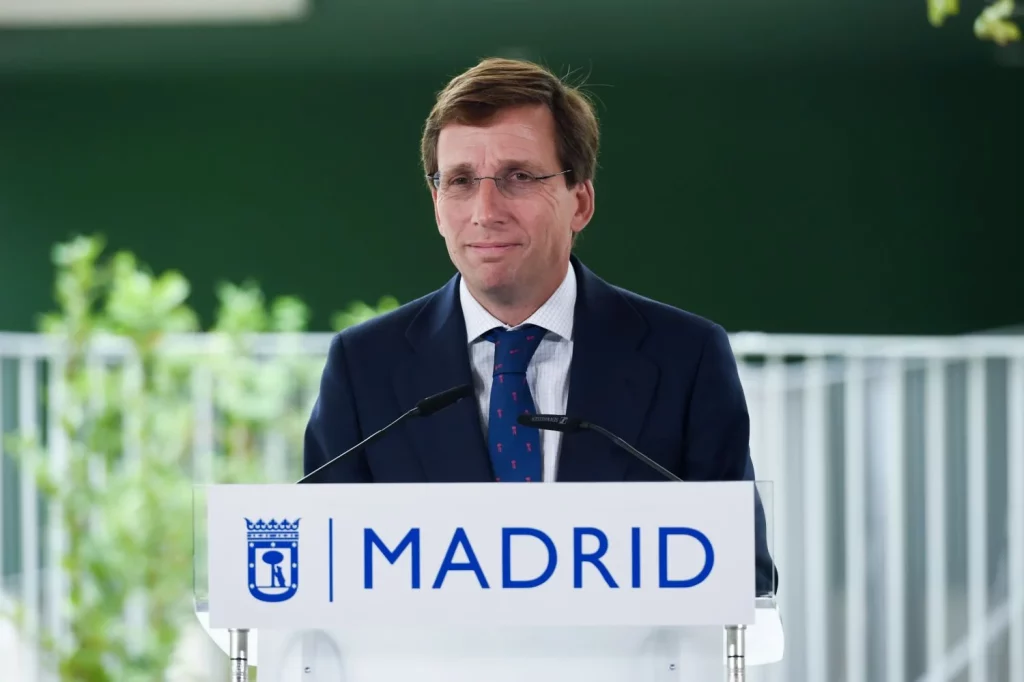 Almeida Se «Juega» 330 Millones De Euros Por Madrid 360 1 Europapress 6224525 Alcalde Madrid Jose Luis Martinez Almeida Comparece Visita Promocion 77