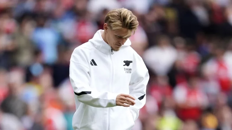 Odegaard salta las alarmas del Arsenal… ¡y de la Real Sociedad!