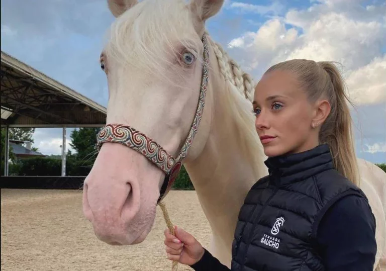 Quién es Ana Montoya la novia que Muniain levantó a Álex Remiro