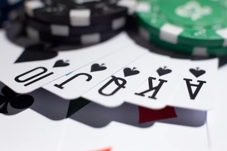 Descubre los juegos más populares en los casinos online