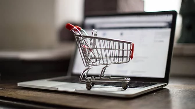 El poder de la multitud: Navegando por las opiniones de los compradores