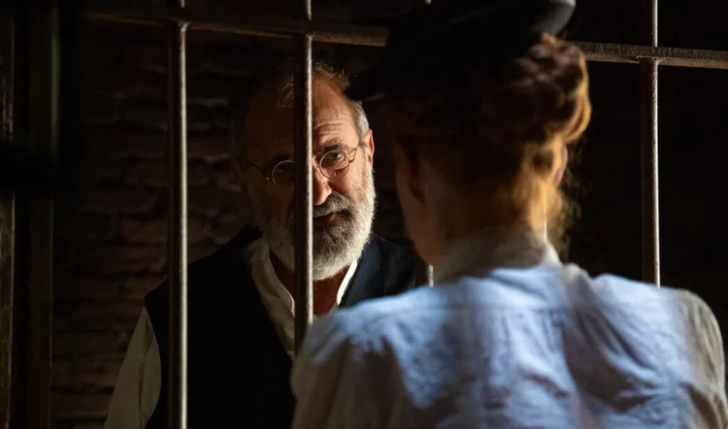 &Quot;No Se Puede Fingir&Quot;: Un Actor De 'La Promesa' Da La Clave Del Éxito De La Serie De Época 70 La Promesa